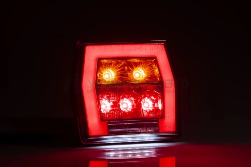 Фонарь задний LED 12-36 В, 4-функциональный с освещением номерного знака,соединением Bajonet 5PIN FRISTOM FT-122 T LED BAJONET фото 2