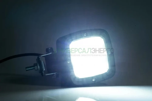 Универсалная светoдиодная фара LED, с мин. мощностью 650 лм, 9 диодов, на шарнирном держателе FRISTOM FT-063 LED фото 2