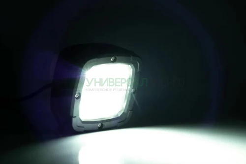 Универсалная светoдиодная фара LED, с мин. мощностью 1800 лм, 9 диодов, на шарнирном держателе, корпус чёрный. FRISTOM FT-036 LED фото 2